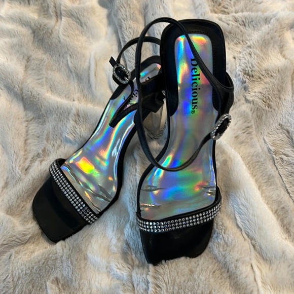 Shoes - DELICIOUS PARTY SHOES